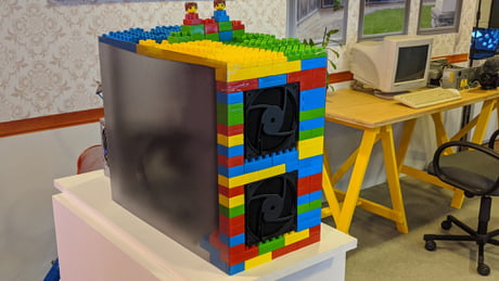 Do you know that Google’s first-ever storage unit was made out of Lego bricks?